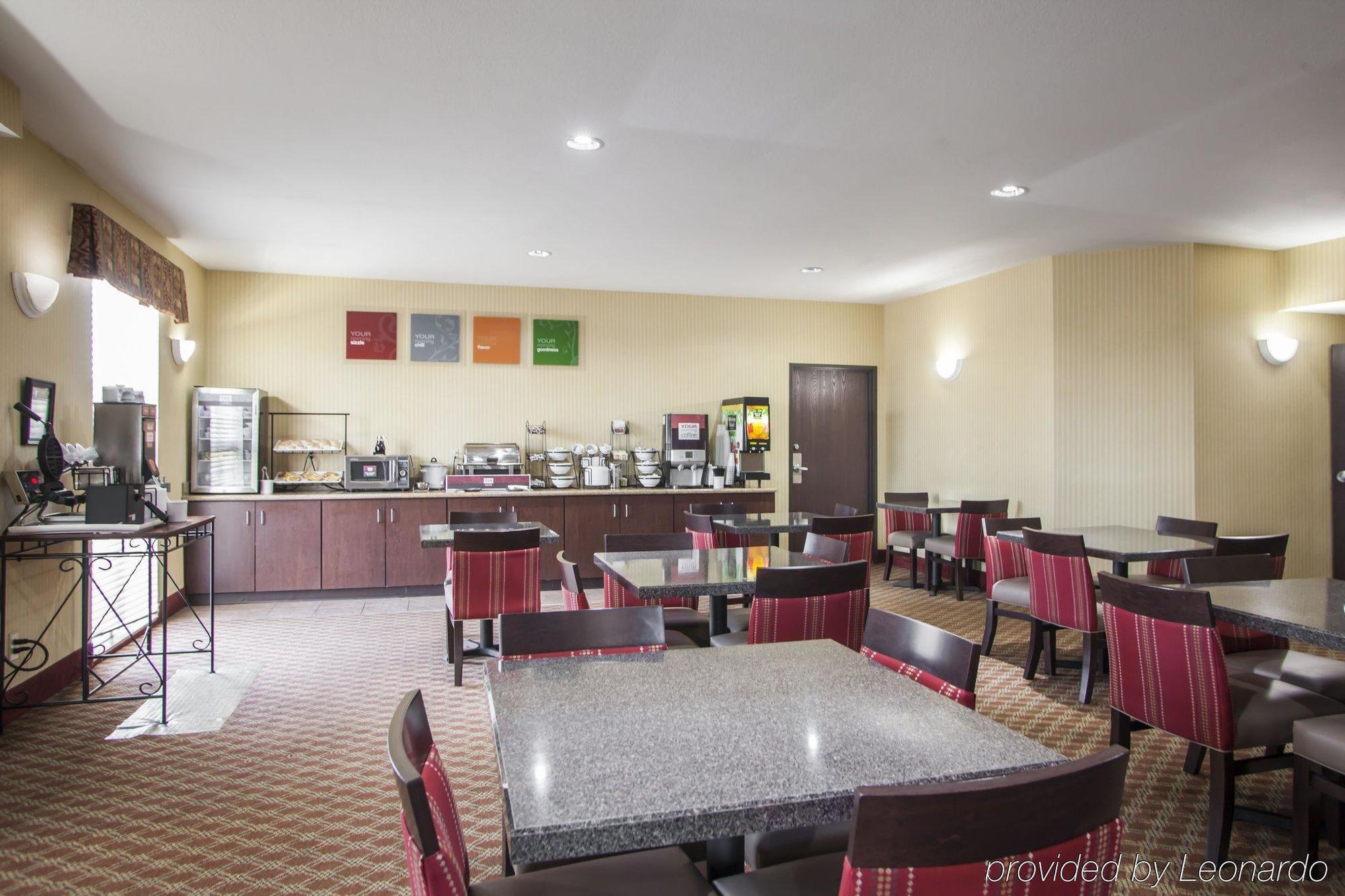 Comfort Inn & Suites Harrisonville Екстериор снимка